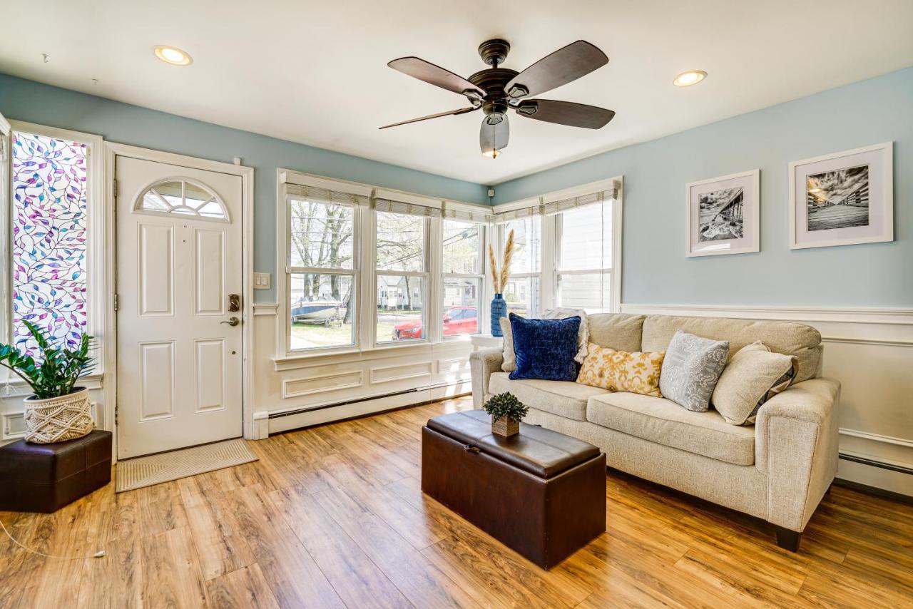 New Jersey Abode - Near Theme Parks, Walk To Keansburg